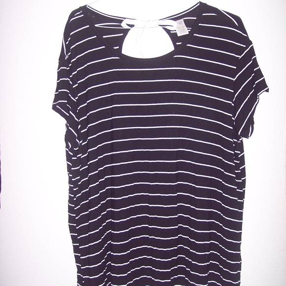 Terra & Sky Tops - Terra & sky Black & White Striped Top Size 2X
